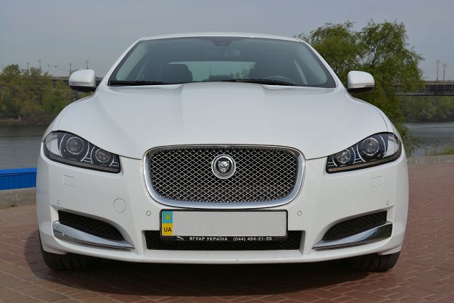 jaguar-xf-5