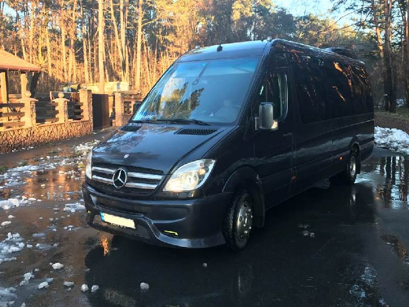 Mercedes_Sprinter-1