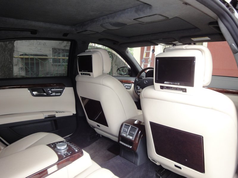 Mercedes_S221_Long-3