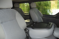 Opel_Vivaro00001