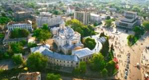 services car rental in Lutsk with driver