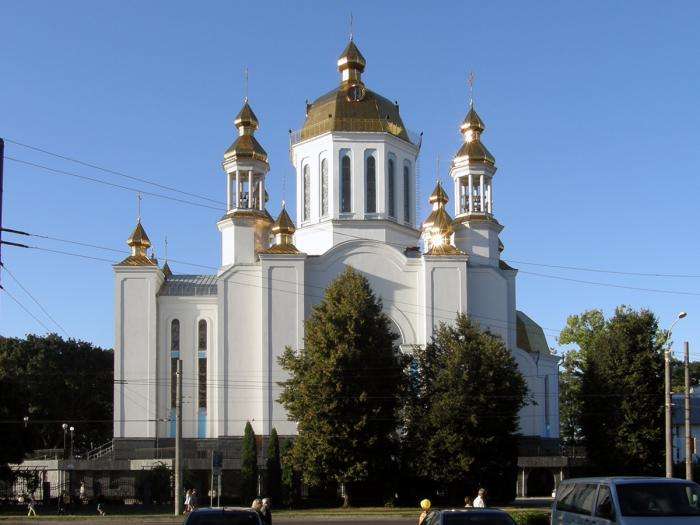 Rent a car with a driver in Rovno